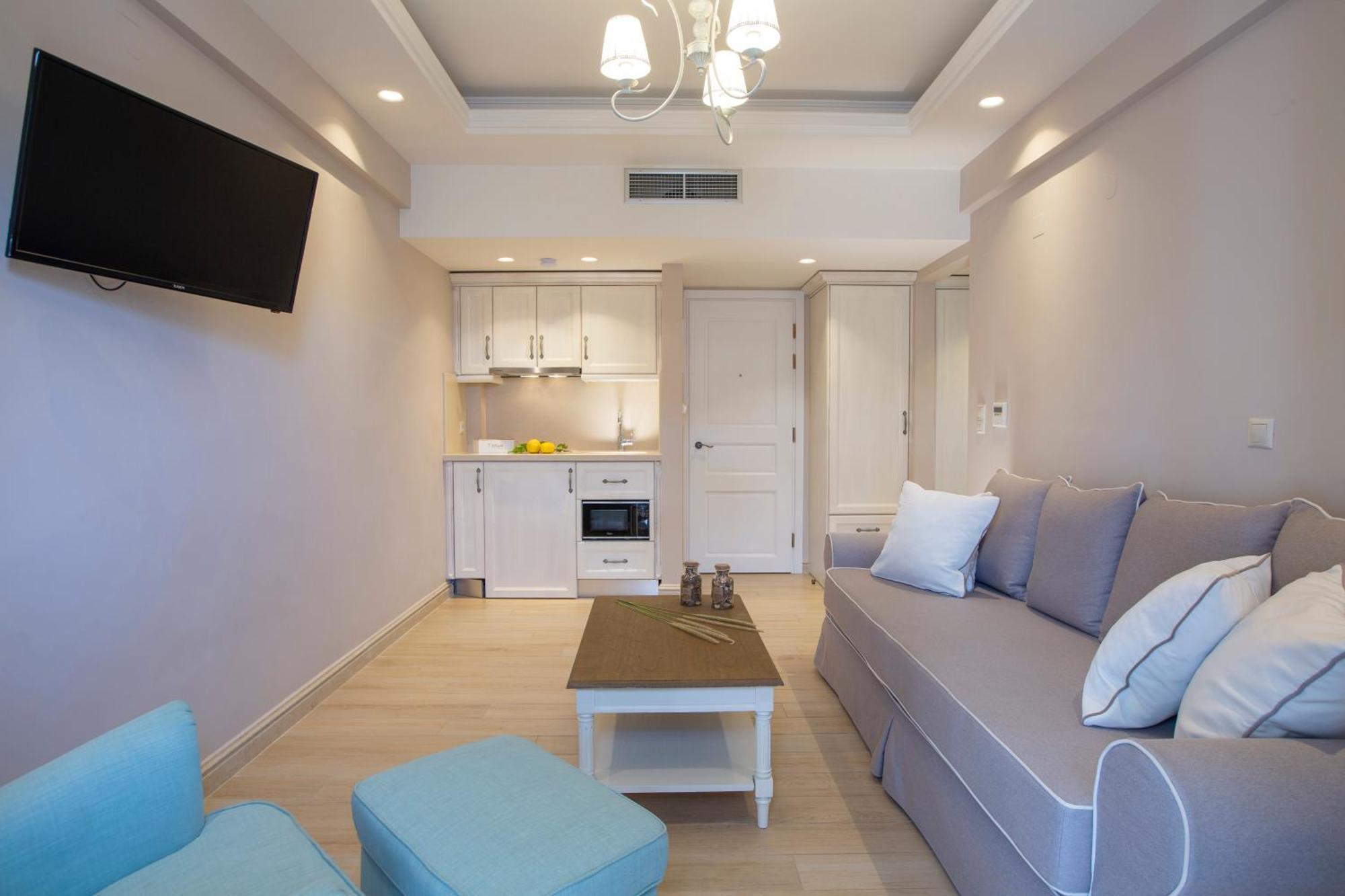 Aparthotel Lefko & 2*