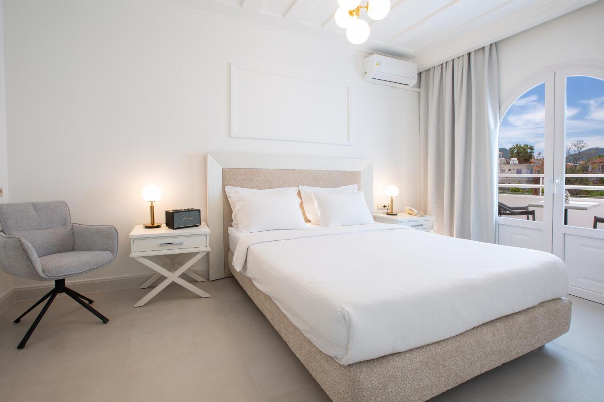 Lefko & Aparthotel Nydri (Lefkada)