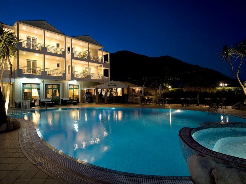 Lefko & Aparthotel Nydri (Lefkada)